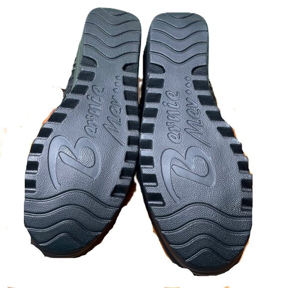 Women's BM Bernie Mev Black and Silver Wedges sz 7.5 NIB - Picture 5 of 5